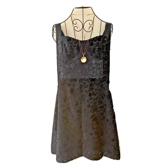 House of Harlow 1960 Dresses & Skirts - HOUSE OF HARLOW 1960 NAVY BLUE VELVET MINI‎ DRESS NWT SIZE LARGE